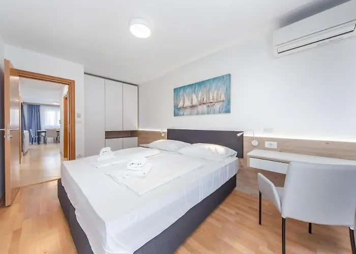 Garden Sunset 아파트